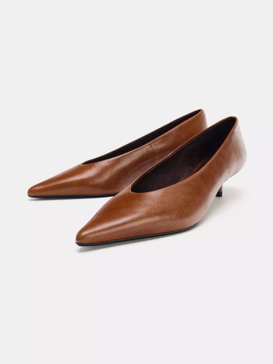 Zara Shoes - Zara LEATHER KITTEN HEEL SHOES